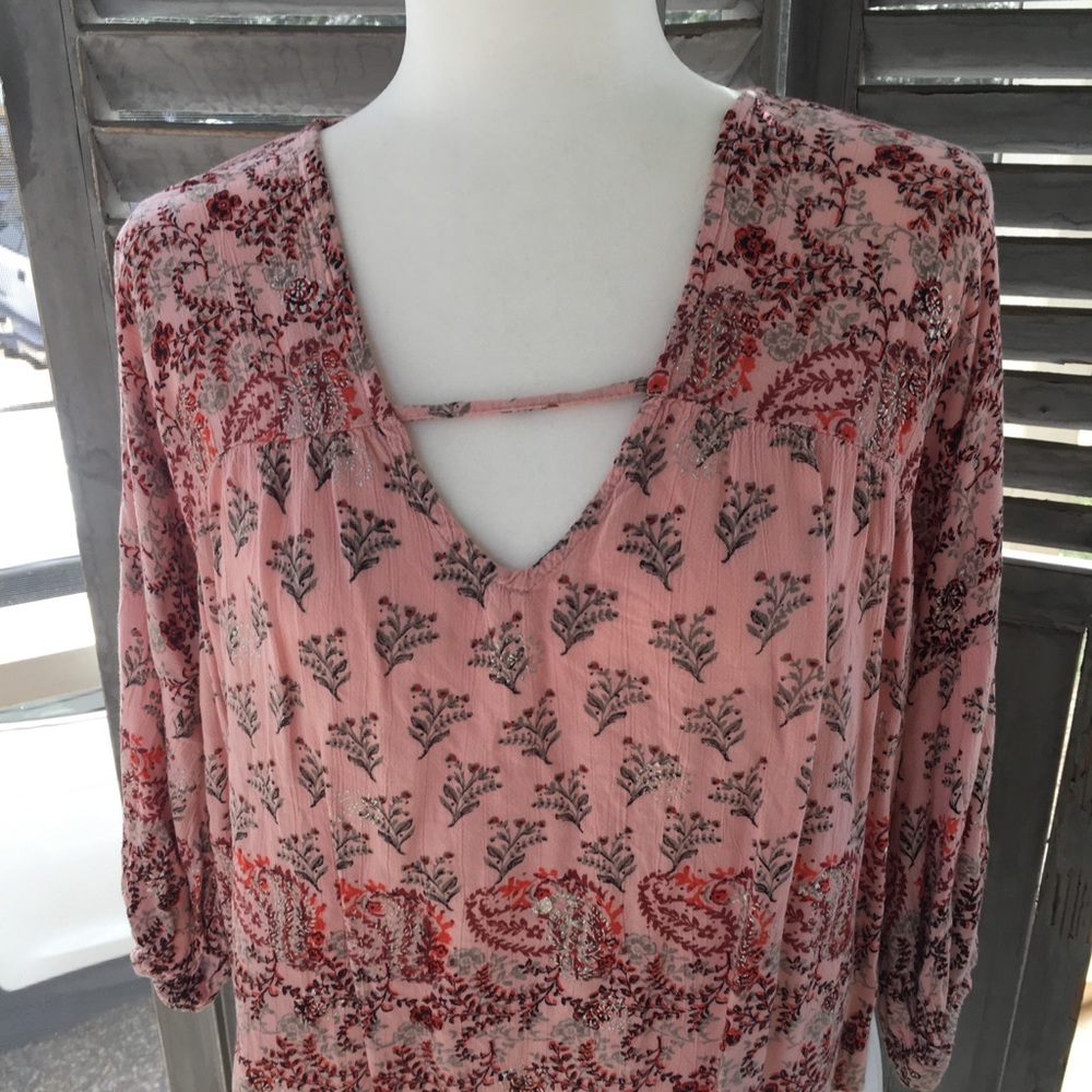 Multicolored top